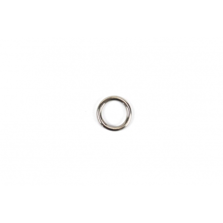 Small stainless steel ring